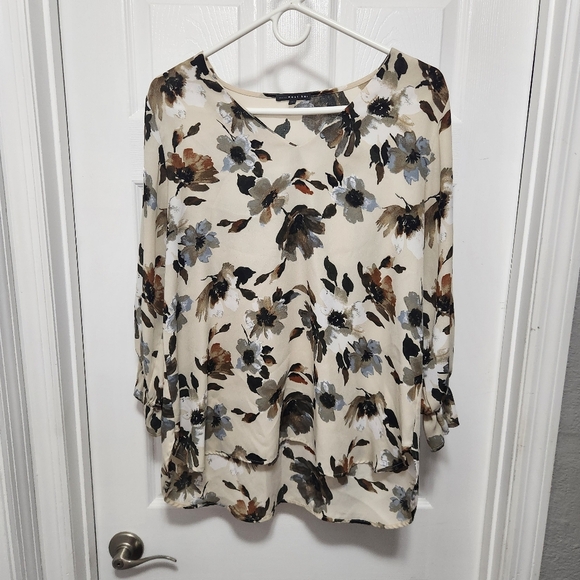 West Kei Tops - West Kei Black and Cream Long Sleeve Tunic with Boxy Style and Notched Collar